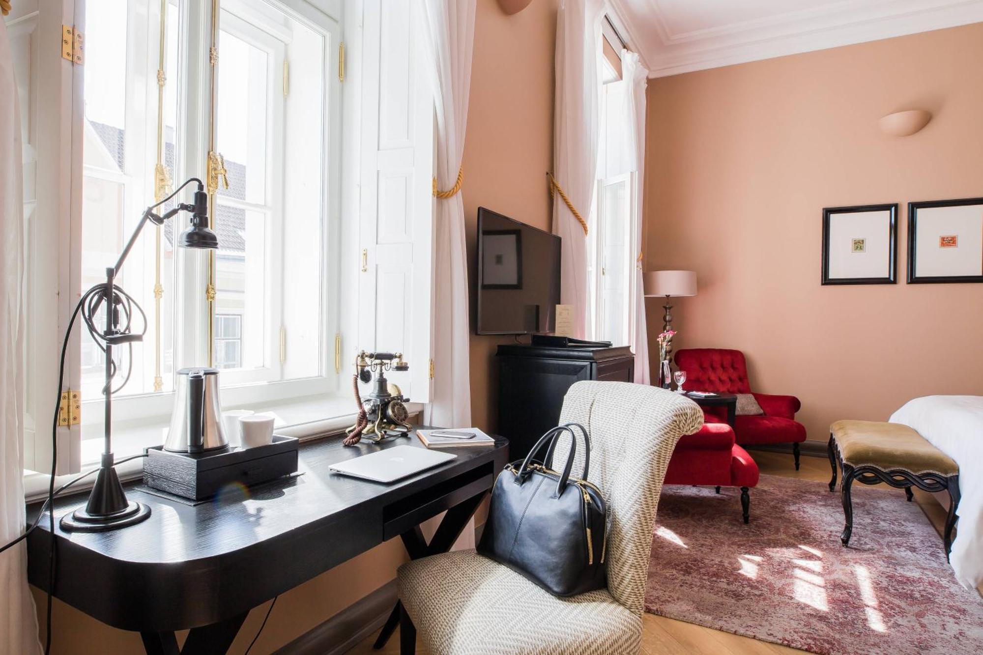 Telegraaf, Autograph Collection 5* Tallinn